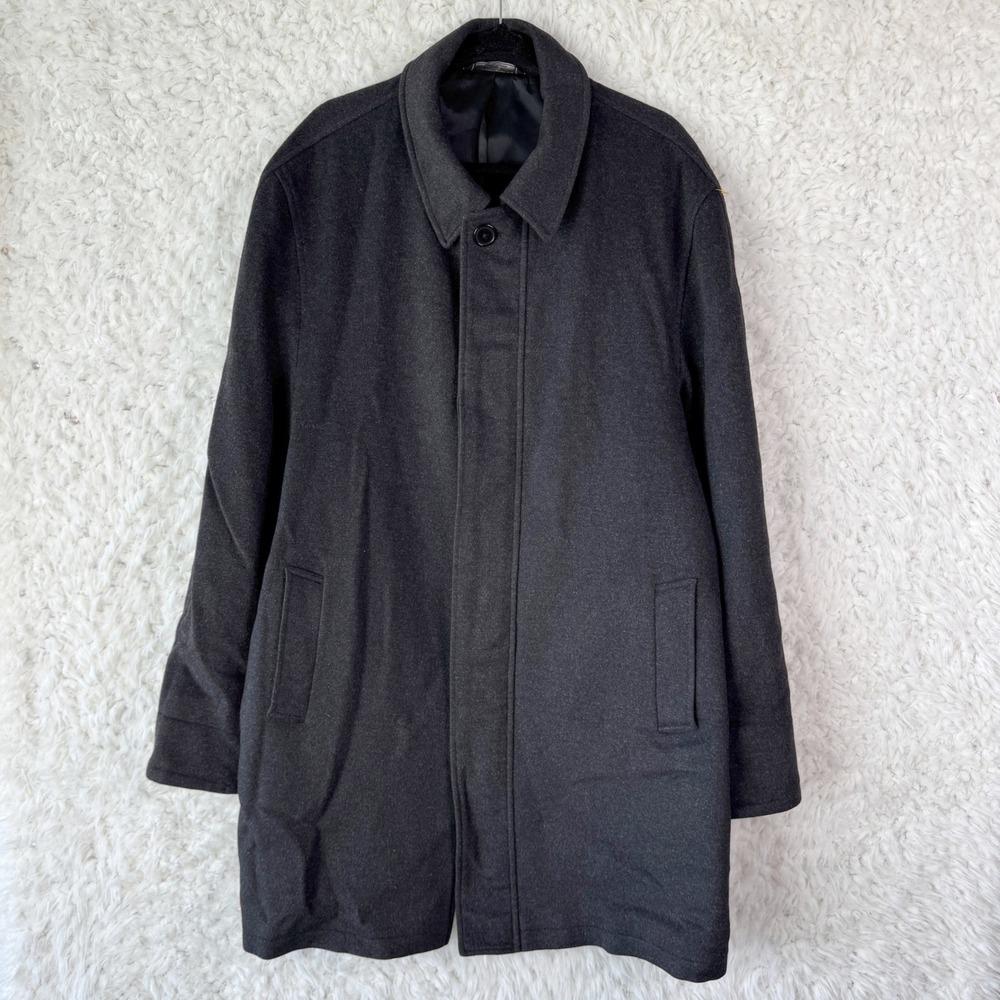 Cardinal of‎ Canada 46T Classic Charcoal Wool Cashmere Blend Overcoat Top Coat